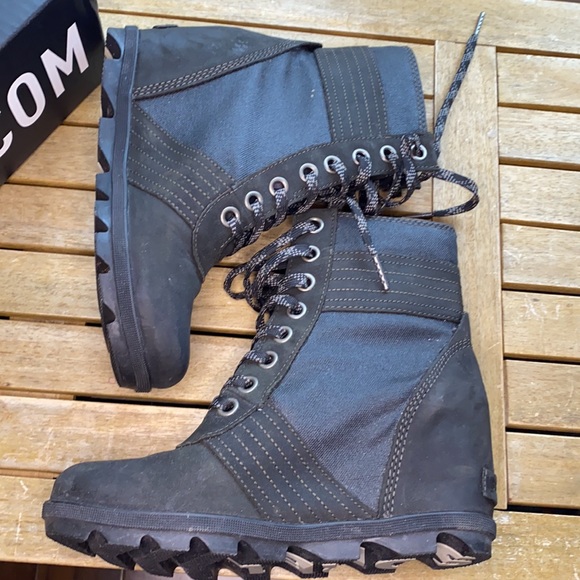 Sorel - Picture 4 of 8